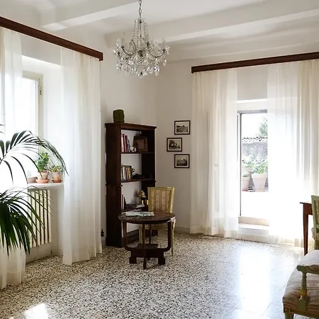 Il Vecchio Comune * Santa Sofia