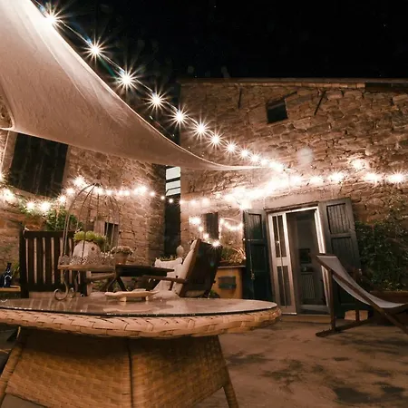 Il Vecchio Comune * Santa Sofia